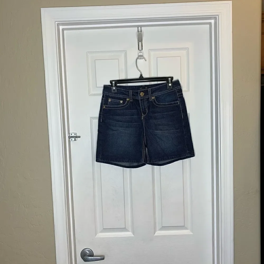 Seven 7 Jean  Shorts Size 4